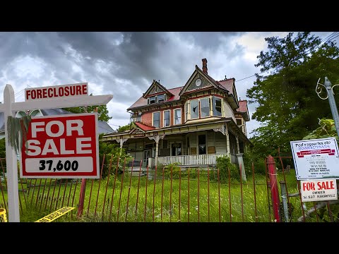 Old Creepy Homes Everyone Can Afford But Nobody Wants Too Buy