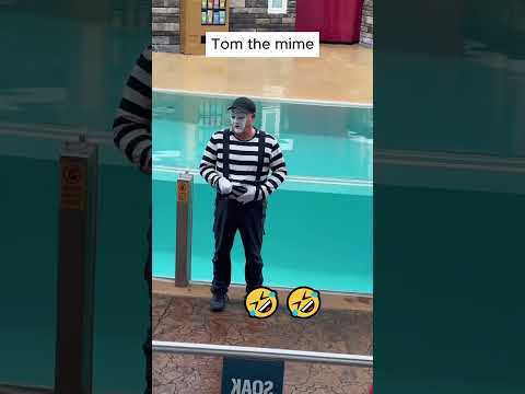 Tomthemime🤣🤣#funny #funnyvideo #prank #happy #mime #fypyoutube #fyp
