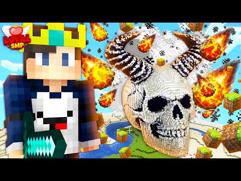 Why I Destroyed The ENTIRE SPAWN in This Minecraft SMP