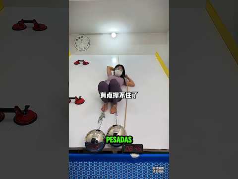 Fiquei presa no escorregador por 24 horas 😱 Cada caixa tinha um novo perigo!