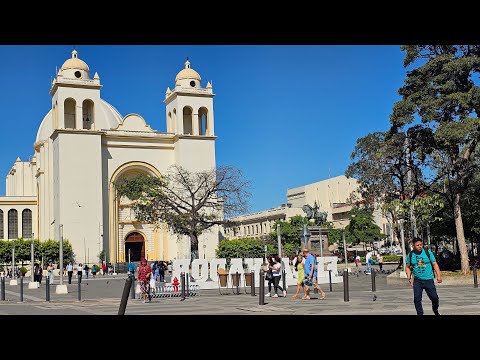 EN VIVO DESDE PLAZA BARRIOS VIERNES 17 DE ENERO