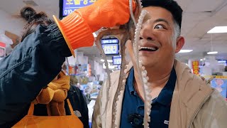XANH MẶT VỚI CÁCH ĂN BẠCH TUỘC SỐNG Ở CHỢ HẢI SẢN NORYANGJIN LỚN NHẤT SEOUL | CHỢ PHIÊN TÂY BẮC