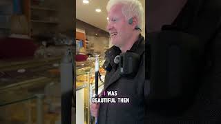 When we test Noa with @lucaenlive in a bakery 🥐😍#noadevice #bipedai #accessibility #noadevice