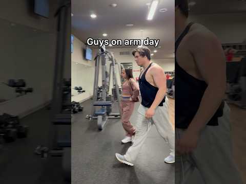 Guys versus girls at the gym
