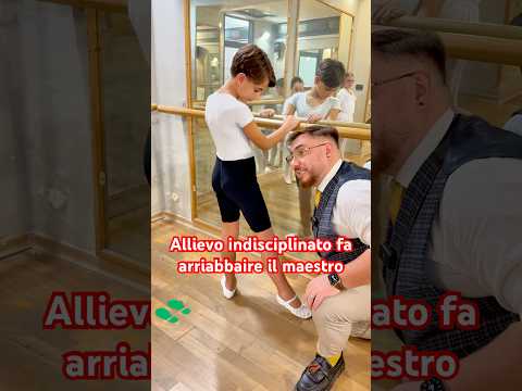 Allievo indisciplinato fa arrabbiare il maestro #ballerino #maestro #disciplina #lezione #dance