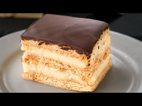 Simple and Delicious No Bake Cake I Am Making All Summer Long