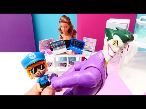 Joker'in Komik Hırsızlık Girişimi: Bilgisayar Sandığı Şey Aslında Ne Çıktı? 💻 Çocuk oyunları.