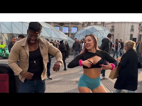 ”¡Imposible No Mirar! El Arte de Bailar de esta  Chica Te Dejará Loco”  SALSA 2025