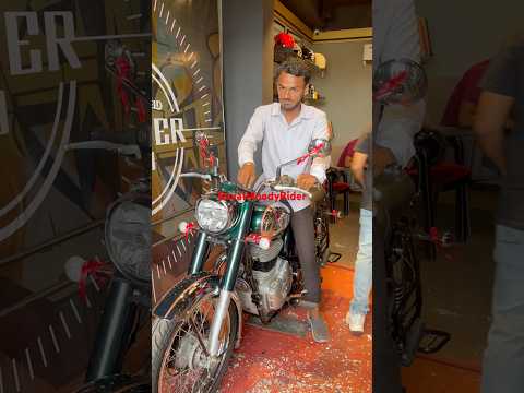 Royal Enfield Classic 350 Emrald Green ๐ #royalenfield #shorts #shortsfeed