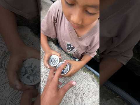 Nemu gelasan di selokan