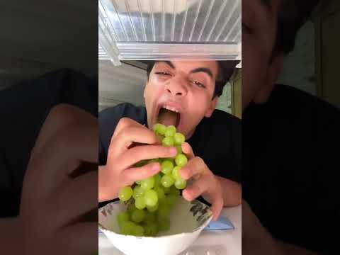 مين منكم يعمل متل الحسين😂
