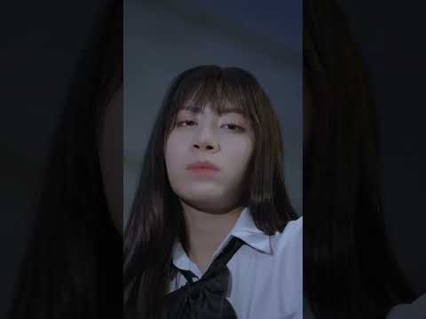 Sao nỡ làm vậy với 1 chú bé 😫