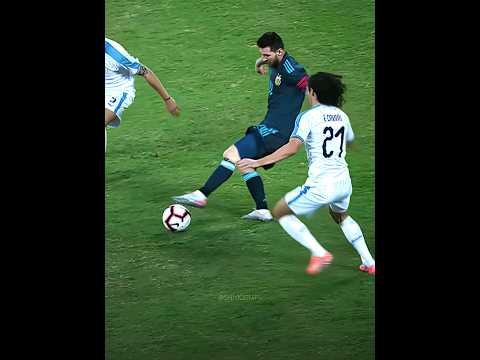 Messi vs Cavani ☠️