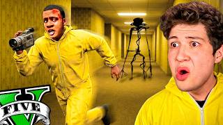 ESCAPANDO de Los BACKROOMS en GTA 5! ☠️📹 (Mods)