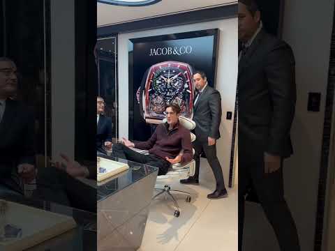 Rich kids get kicked out by security…