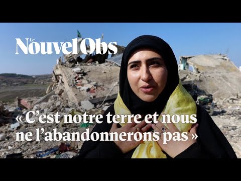 Des Libanais retournent dans leur village détruit après le retrait de l'armée israélienne