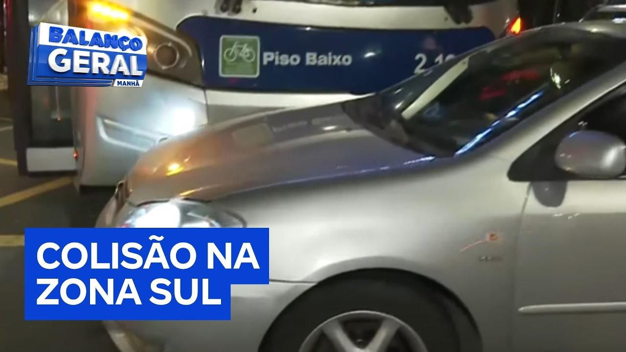 Ônibus colide com carro na Zona Sul de SP
