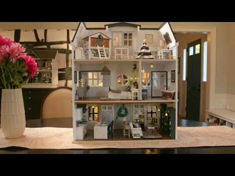 Tiny House Calls with Miniaturist, Kwandaa Roberts | Showcase Series