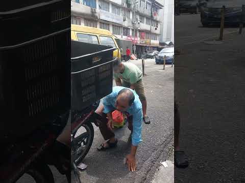 āύāϤā§āύ āĻāϰā§āĻāĻāĻŋ āĻāĻŋāĻĄāĻŋāĻ āύāĻŋāϝāĻŧā§ āĻāϏāϞāĻžāĻŽ #shorts #vial #funny #video #ok