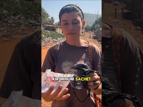 Cara menikmati air minum sachet #shorts