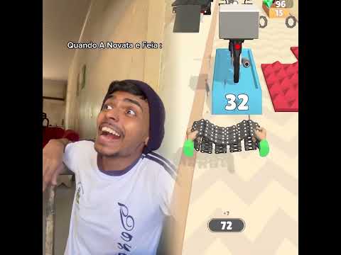 Eis que a novata e feia, tem novata na sala de vocês