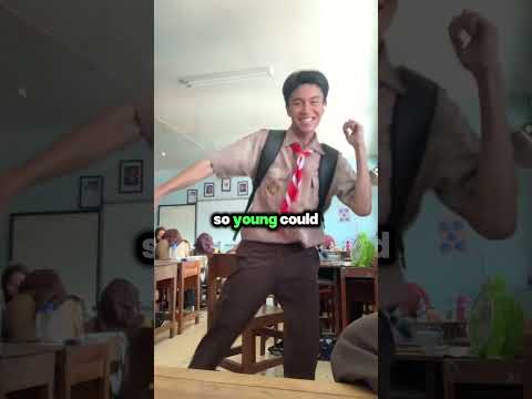 Little Kid ATE This Football Trend!