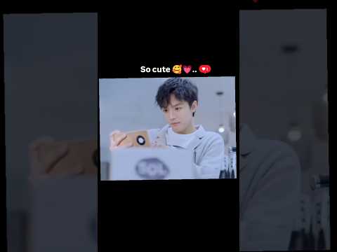 He secret watch his family 🤭🙈💓✨
