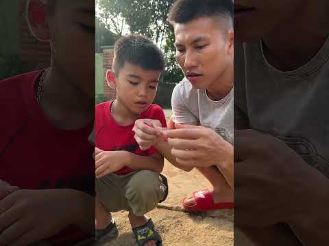 Cậu bé tốt bụng khi có người anh tốt | 1