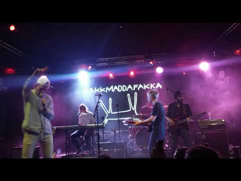 Kakkmaddafakka - Holding Me Back (Sub español)