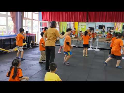 舞蹈課25 - YouTube