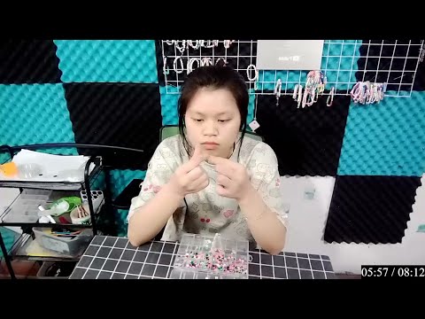 "Thiên hà xa xôi với những hành tinh chưa được khám phá"