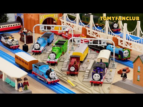 Thomas the Tank Engine☆Arrange Vehicles Depot Rail Set and Tunnel Set