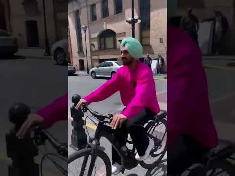 Diljit Dosanjh goes on FUN ride on his bicycle #shorts #diljitdosanjh