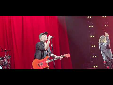 Fall Out Boy- Favorite Record- Live In Cincinnati OH