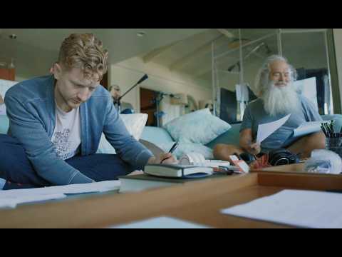 Tyler Childers - Nose On The Grindstone (Behind The Scenes)