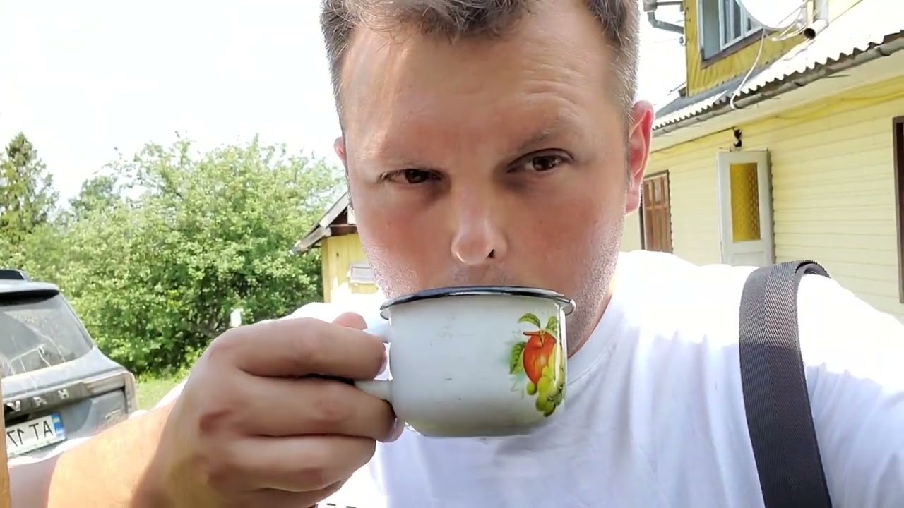 Приехали в село к Юре! Самвел открыл люк в машине! Показал природу