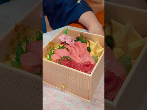 本まぐろたっぷり2段弁当 ロケ弁、団体様にはかなりお得になる割引アリです。 #日ノ出茶屋 #sushi #横浜グルメ#鮨屋のまさる
