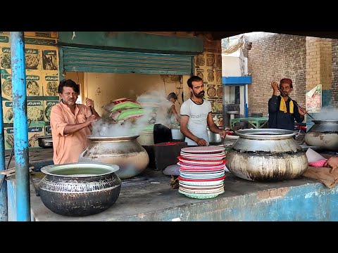 Dera Ghazi Khan Kay Mashoor Siri Paye | Beef Paye | Ojri | Pakistani Street Food