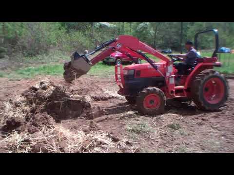 Mixing Cob with a Tractor or Skidsteer - Mix Large Batches of Cob Quickly!