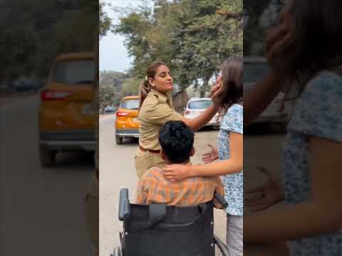 बिख़ारी को कितनी बेरहमी से गाड़ी से खिंचा😱 #ytshorts #ytshortsvideo #trending #viral #trndy