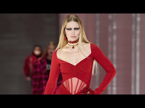 Versace | Fall Winter 2022/2023 | Full Show