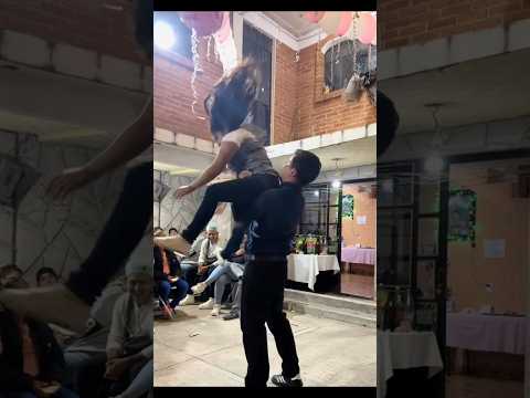 ESTE BAILE SI ES QUEBRADITA 😳🔥 ES OTRO NIVEL 💃🕺🔝 #baile #quebradita #musica #90s #viral