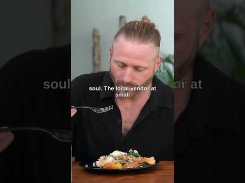My Favorite Food in Bali!! $7.04 WHOLE CHICKEN Ayam Betutu - Balinese Food, Indonesia!