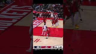 BROOK LOPEZ HIT 'EM WITH THE SPIN MOVE 💪 #nba #basketball #highlights