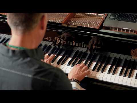 Freddie Ravel recording his piano with Duet 3 and Garageband