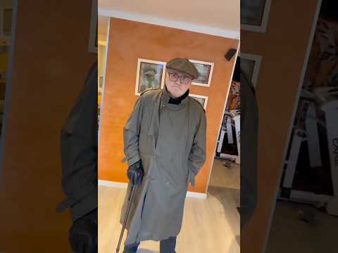 Il me regarde sans bouger (2)