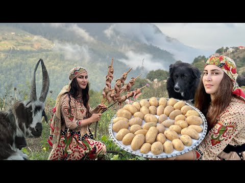 Roast quail and potatoes in salt! Cooking with rural girls in the countryside