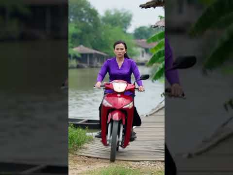 Ông lão nhờ phụ dọn hay...? #chuyệnđời