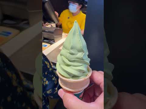香港マクドナルドの「日本の宇治抹茶ソフトクリーム」が大人気