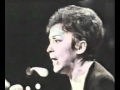 Sentiments et Thèmes dans les Chansons
